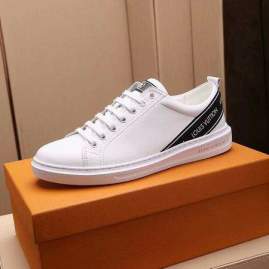 Picture of Louis Vuitton Shoes _SKULVsz38-44jyh097415136